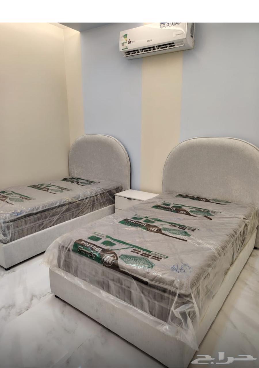 Modern bedroom customization by design and dimensions64239969799427113