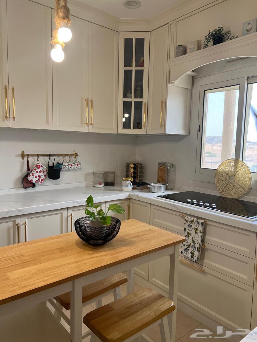 للبيع شقة في الدور الثالث في مكة في حي ولي العهد64225444053250112