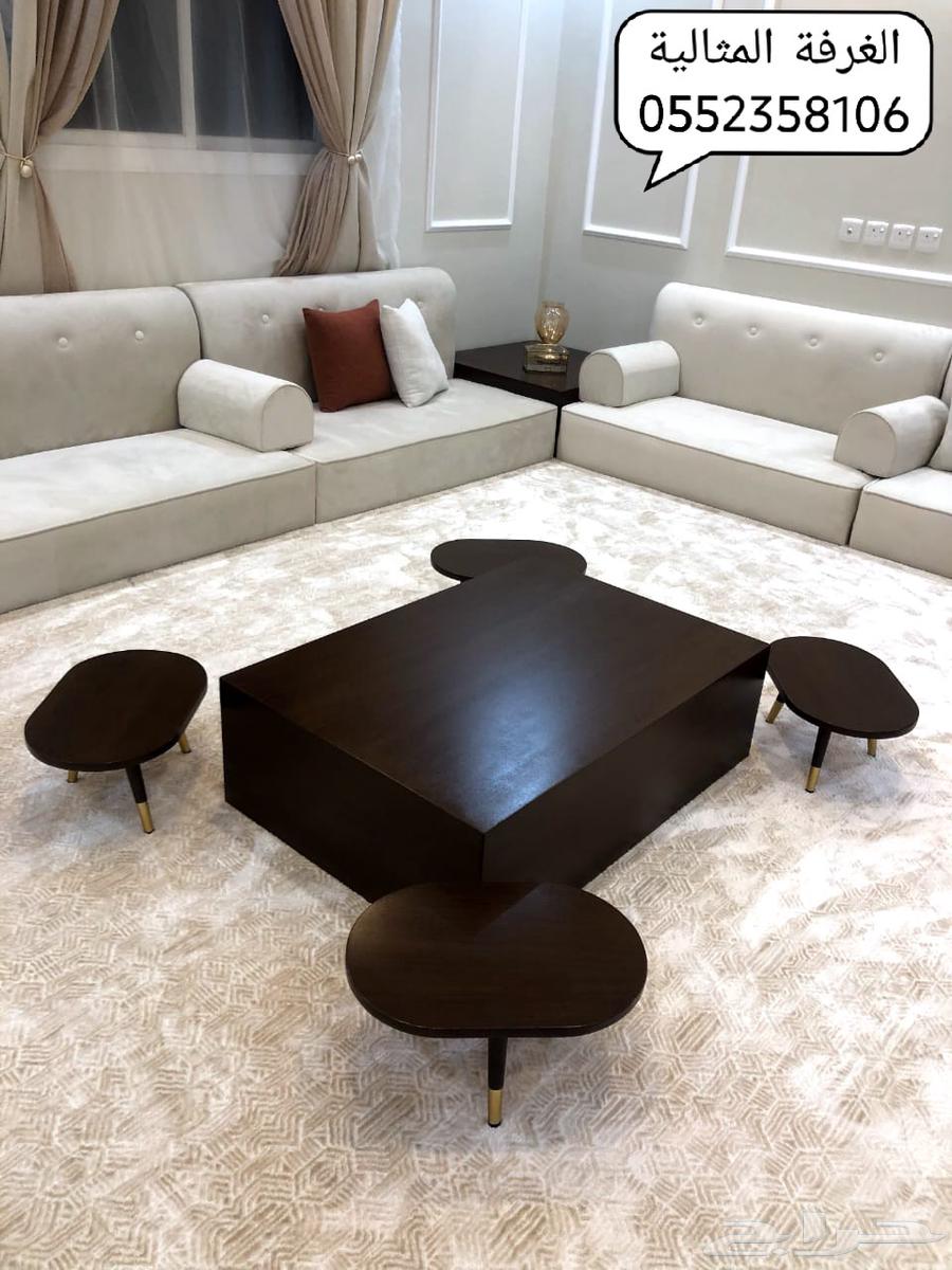 Details of sofas, seating sets, stairs, and Wi-Fi64225864357762113