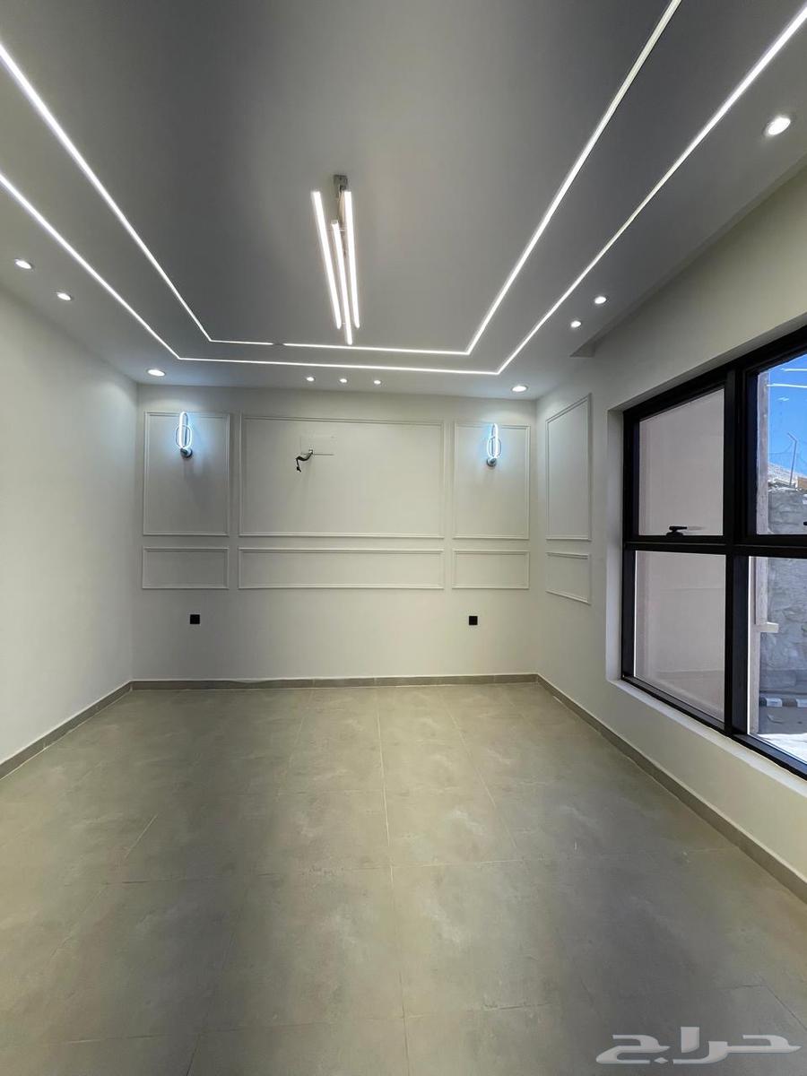 للبيع شقق علويه نظام أدوار بالمحاله ابها 500 ألف ريال64228265575425114