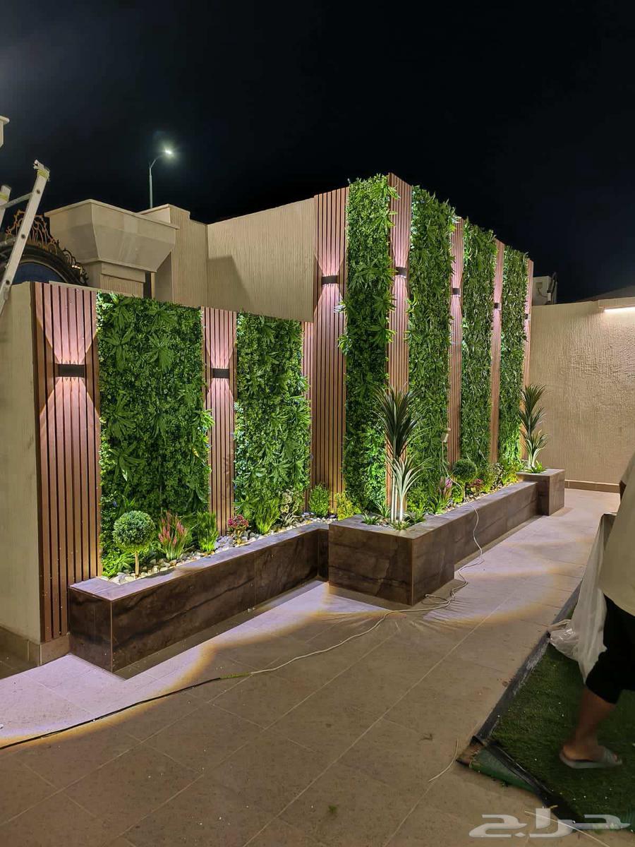 Sandwich panel decorations, planters, paints, insulation, roof finishes64168048258689110