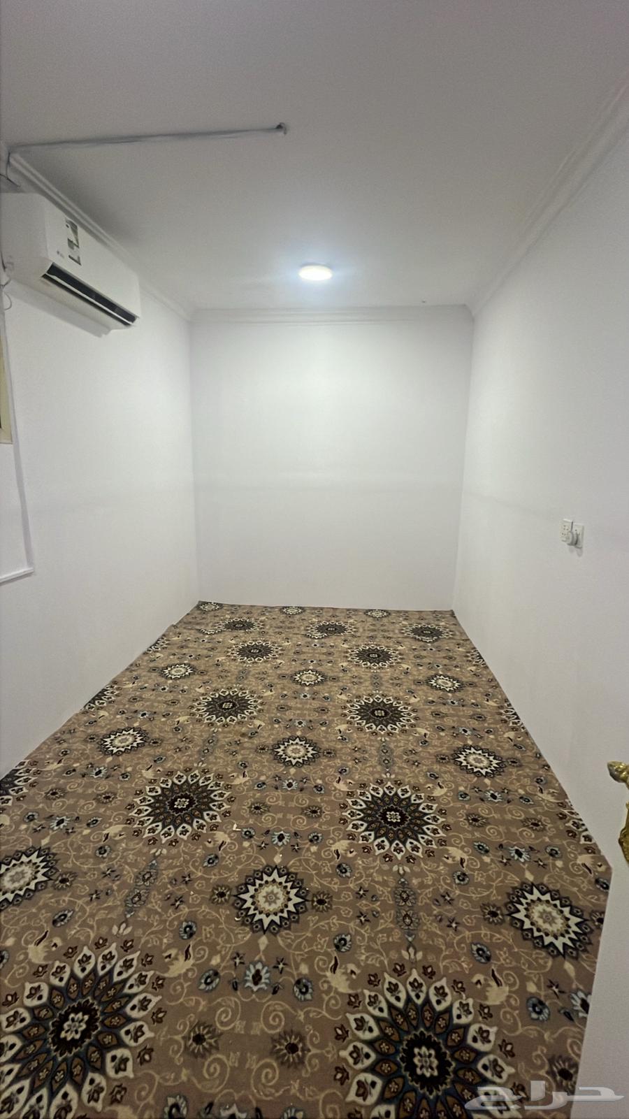 غرفة للإيجار