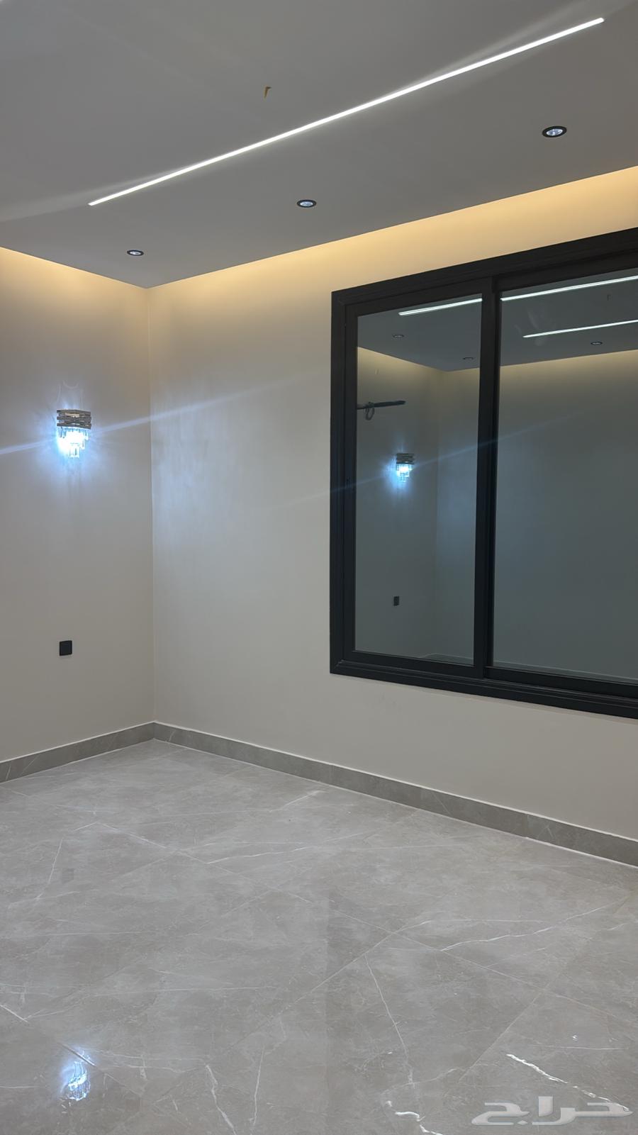 للبيع عمارة جاهزة للسكن في مخطط السلام المساحة 360م264244660667395113