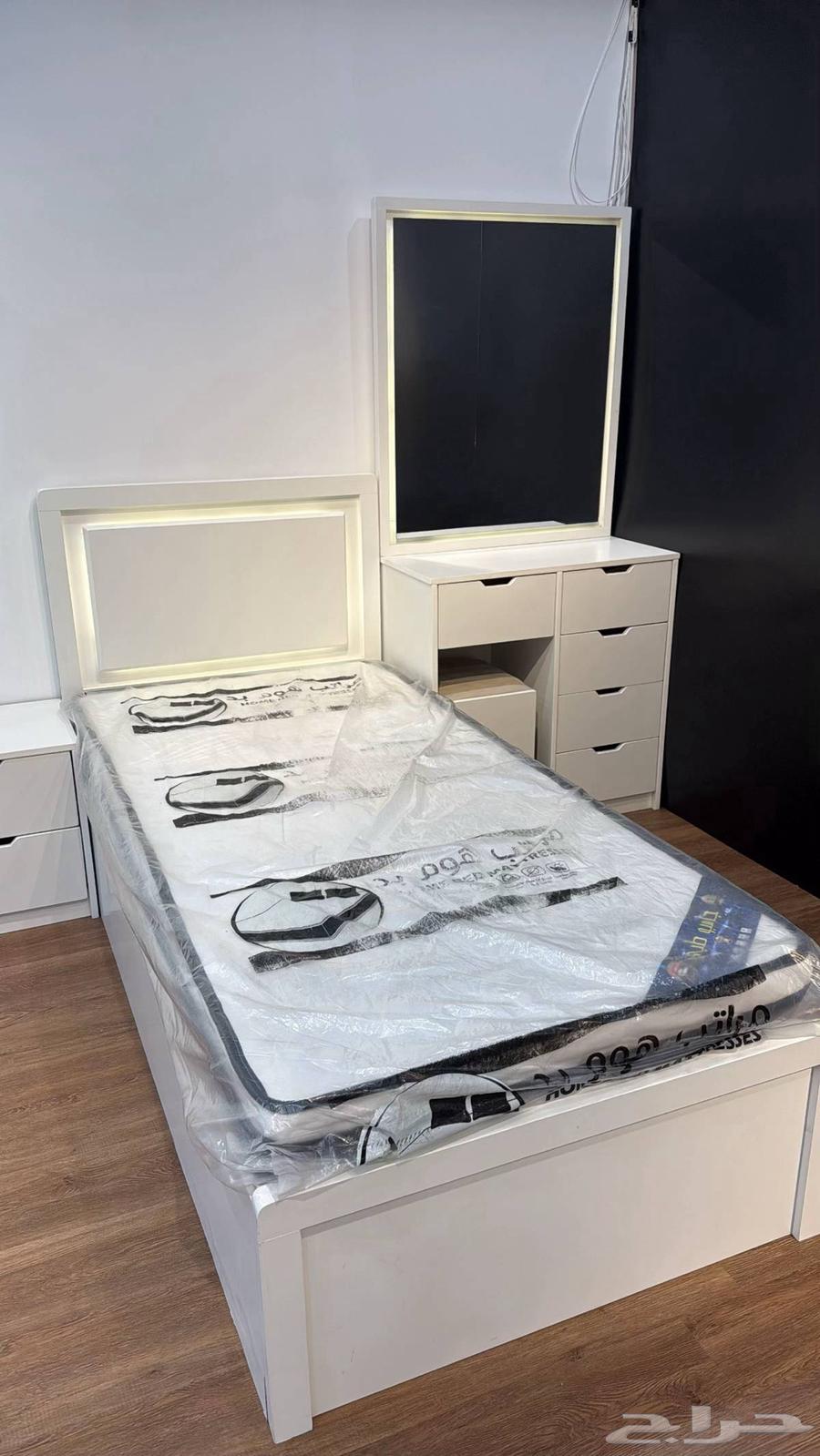 غرف نوم64241653410819111