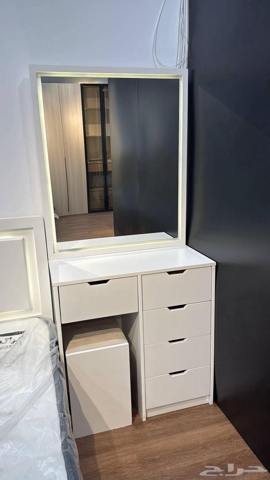 غرف نوم64241653410819112