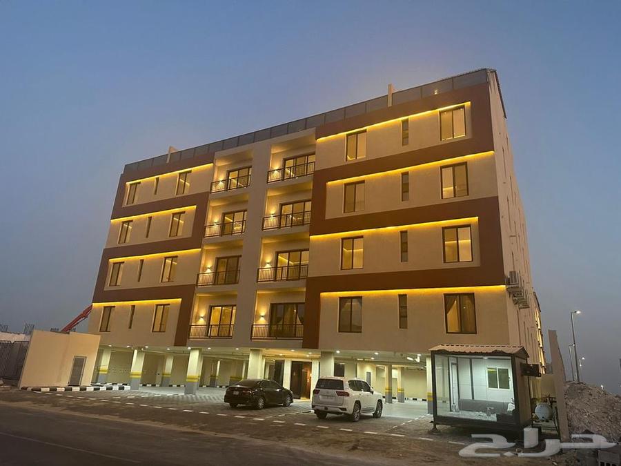 شقة 4 غرف وصالة للايجار في مخطط ثروة64270053009793110