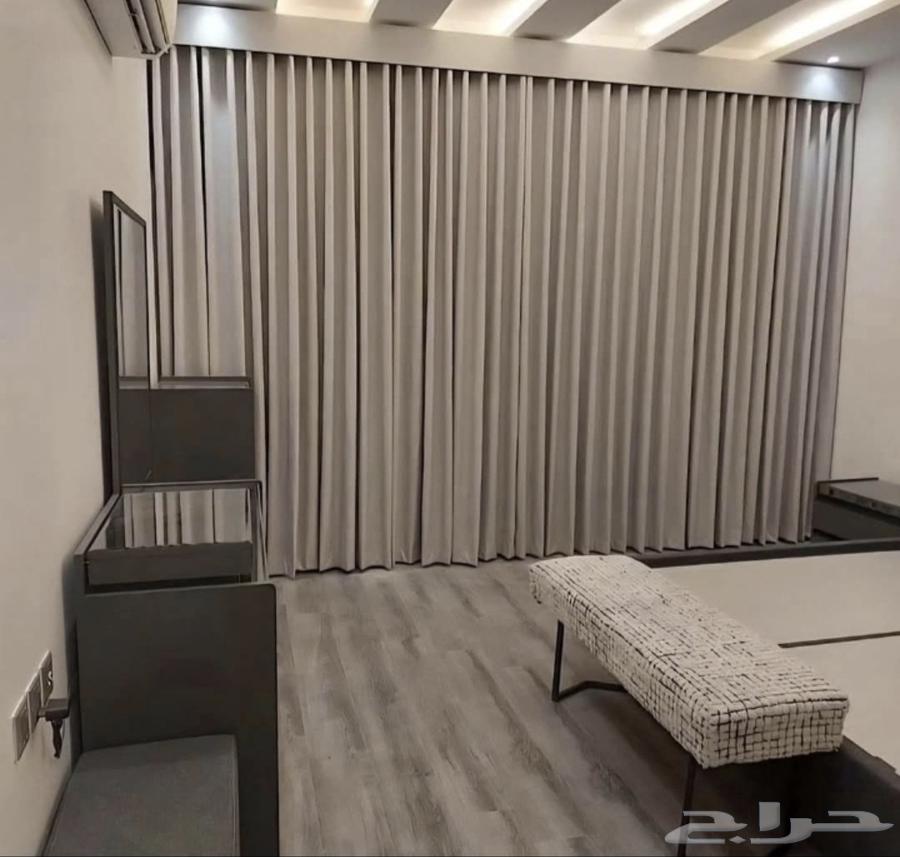 Hi. Star installation, star detailing, sofa detailing, upholstery, molding, carpentry, disassembly64241318072578110