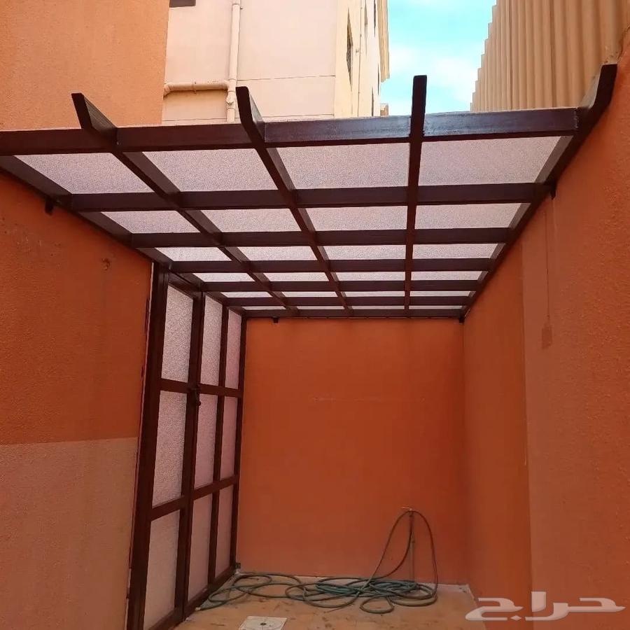 Building shaded councils and barriers in Riyadh64241846162307114