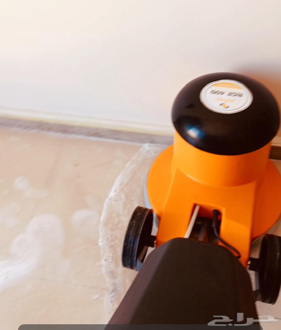 Cleaning sofas, carpets, and mosques64240300699906112