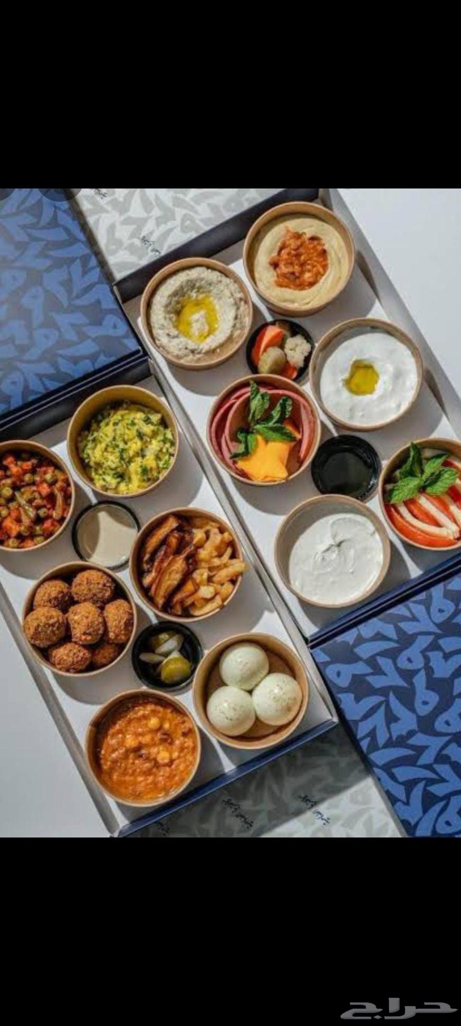 شريك في بوفيه64259717497731112