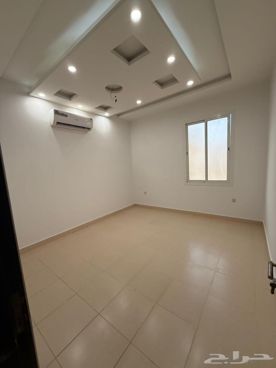 غرفتين وصاله مكيف سبلت راكب مطبخ راكب للايجار السنوي64244660687746110