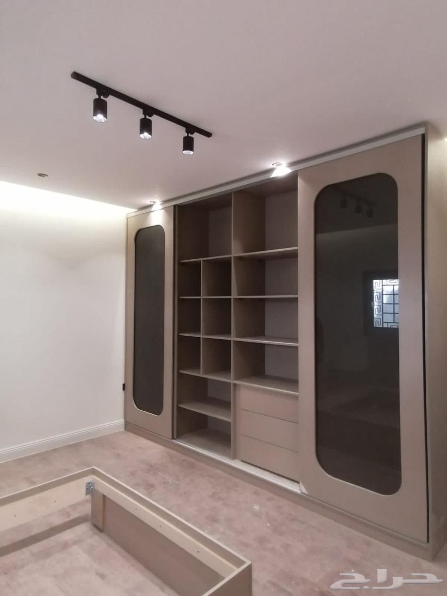 للديكور خشب نجار موبيليا64240627328385111