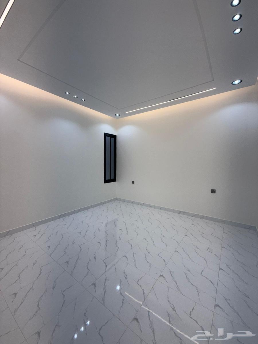 للبيع روف علوي مع ملحق بمدخل سيارة ب650الف ف مخطط 664240137901825112