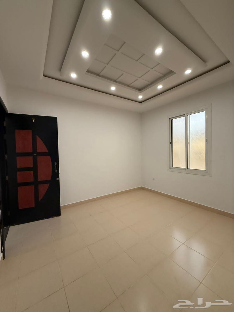 غرفتين وصاله مكيف سبلت راكب مطبخ راكب للايجار السنوي64244660687746113