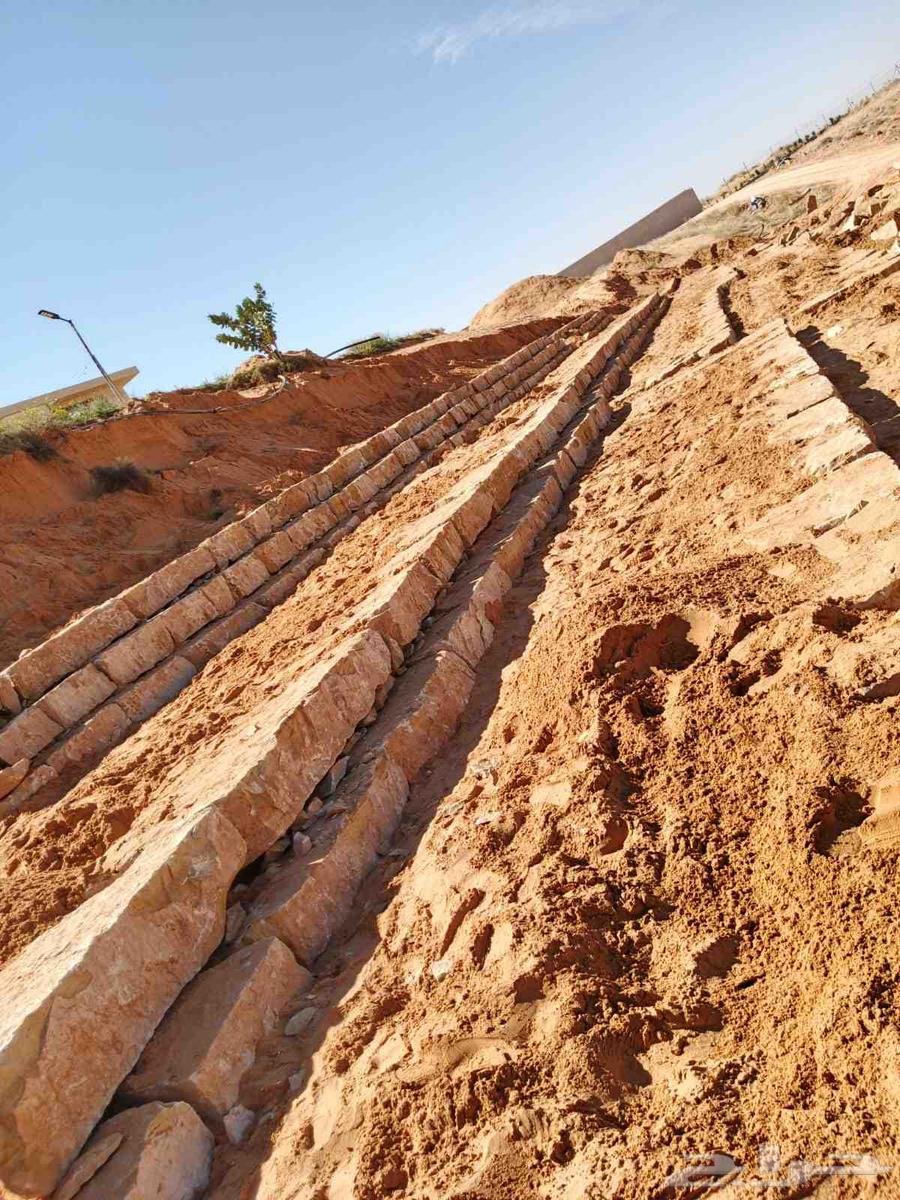 نقوم بتنفيذ اعمال الحجر والشبوك64241146588674113