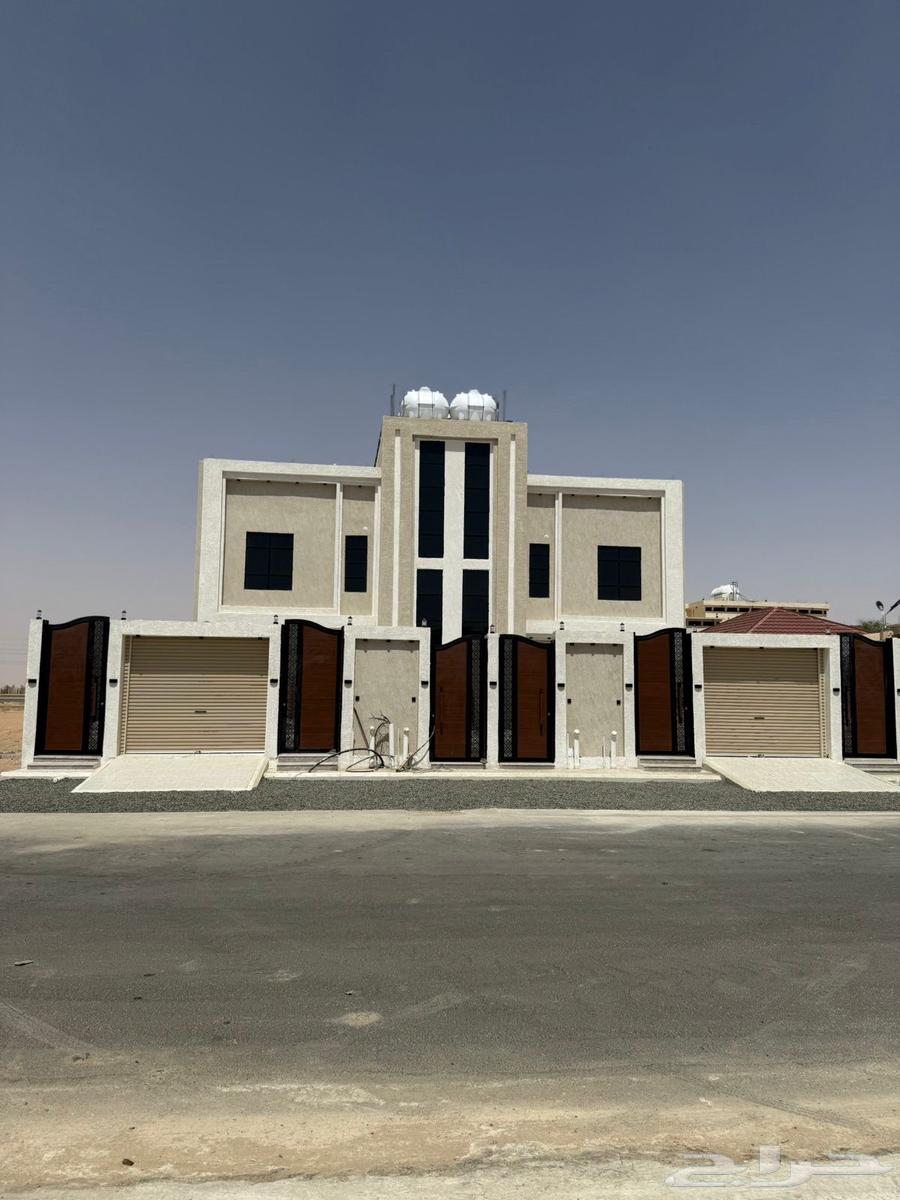 شقتين علوية للإيجار مكيفات ومطبخ راكب مخطط الجامعه الشمالي64240450288897110