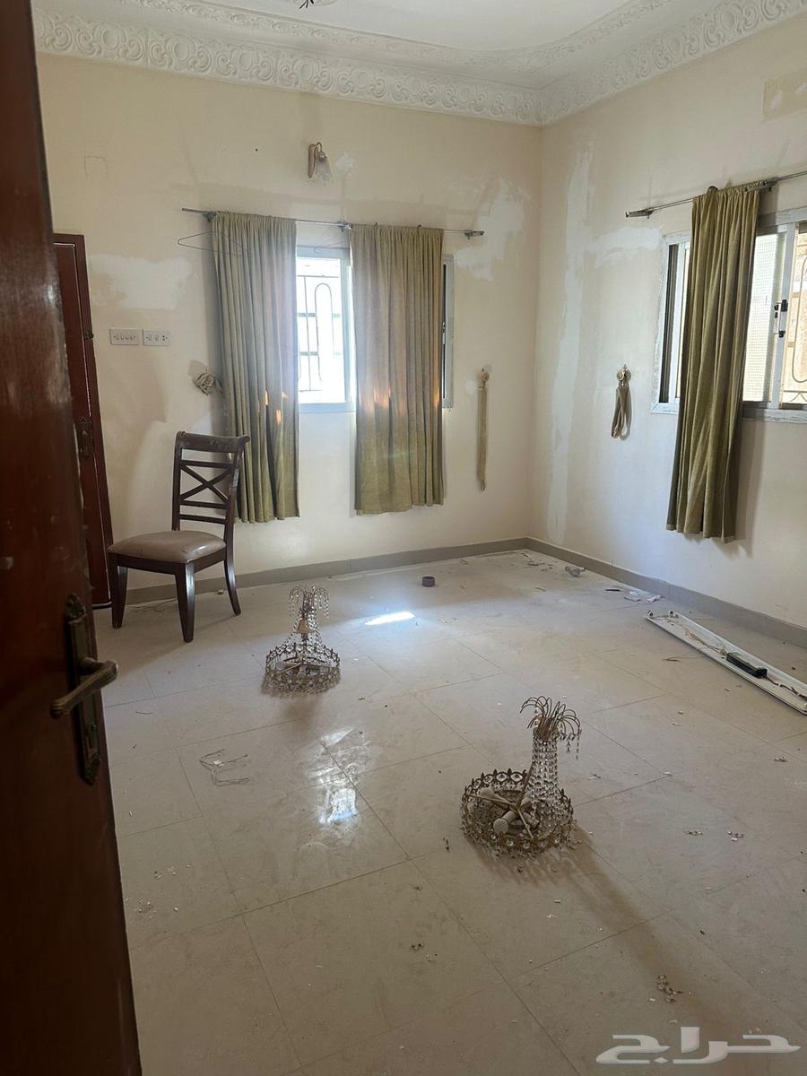 بيت للبيع حي المعلمين64240290019713112