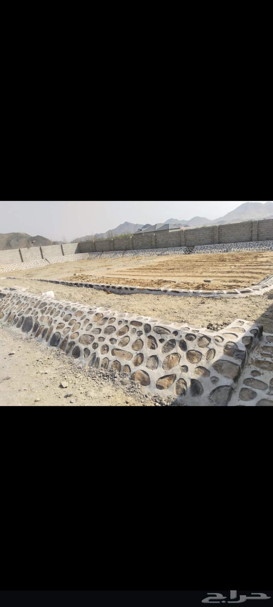 Flooring stone paving work with ground leveling64240148116482112