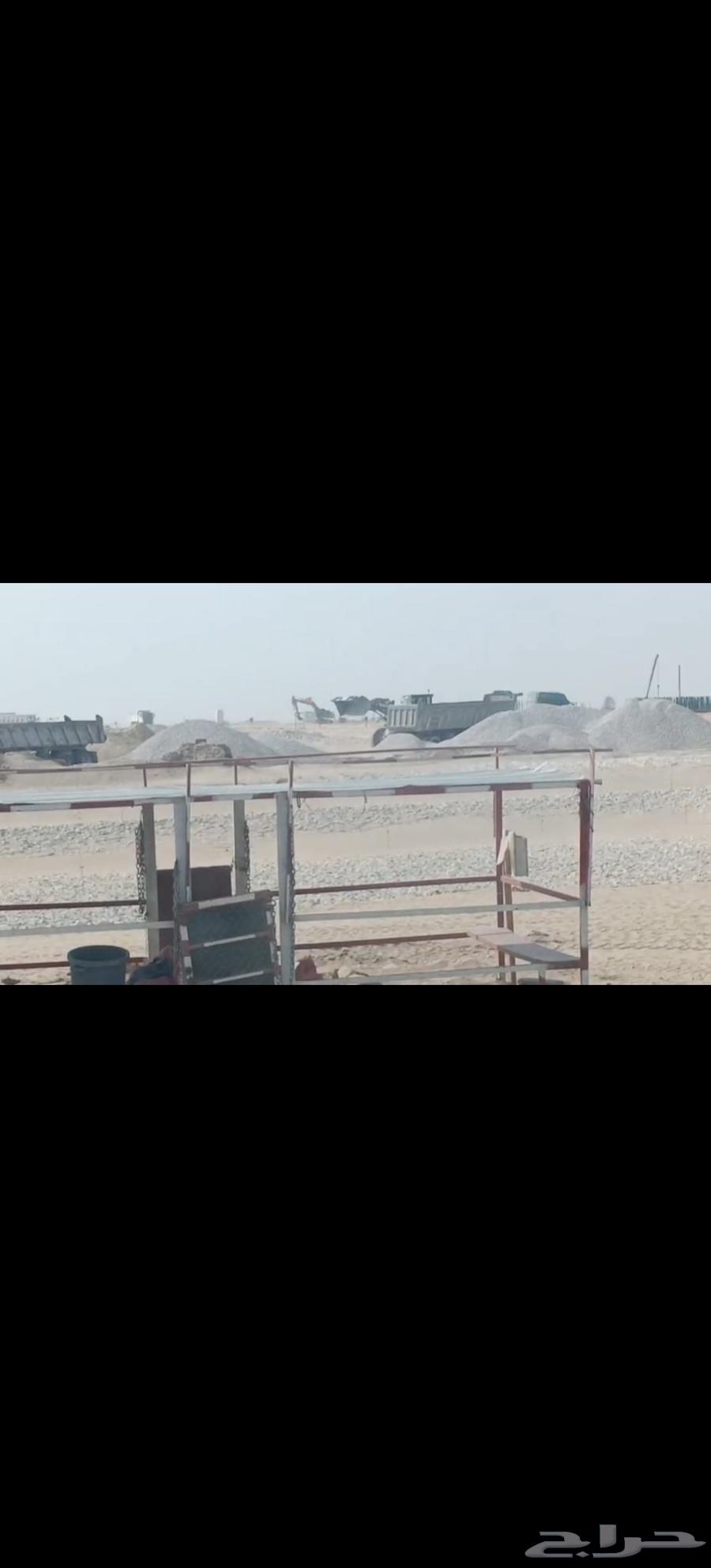 ابو خالد لجميع انواع الرمل ( نقل وتوريد رمل - والمخلفات)64241317556225113