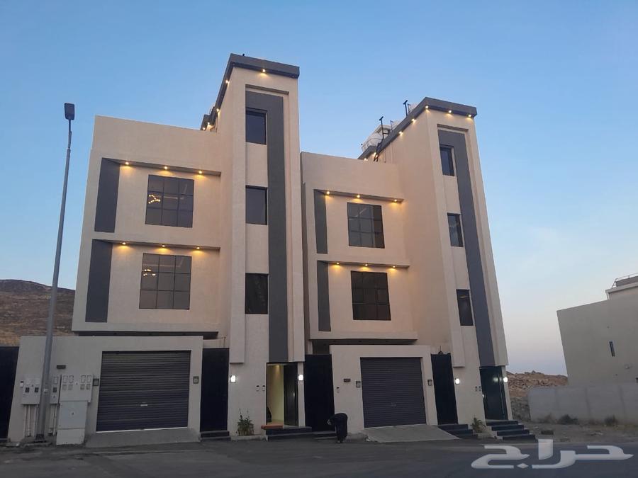 للبيع شقه دور ثاني مع سطح مستقل بالمحاله بسعر 520الف64240617485569110