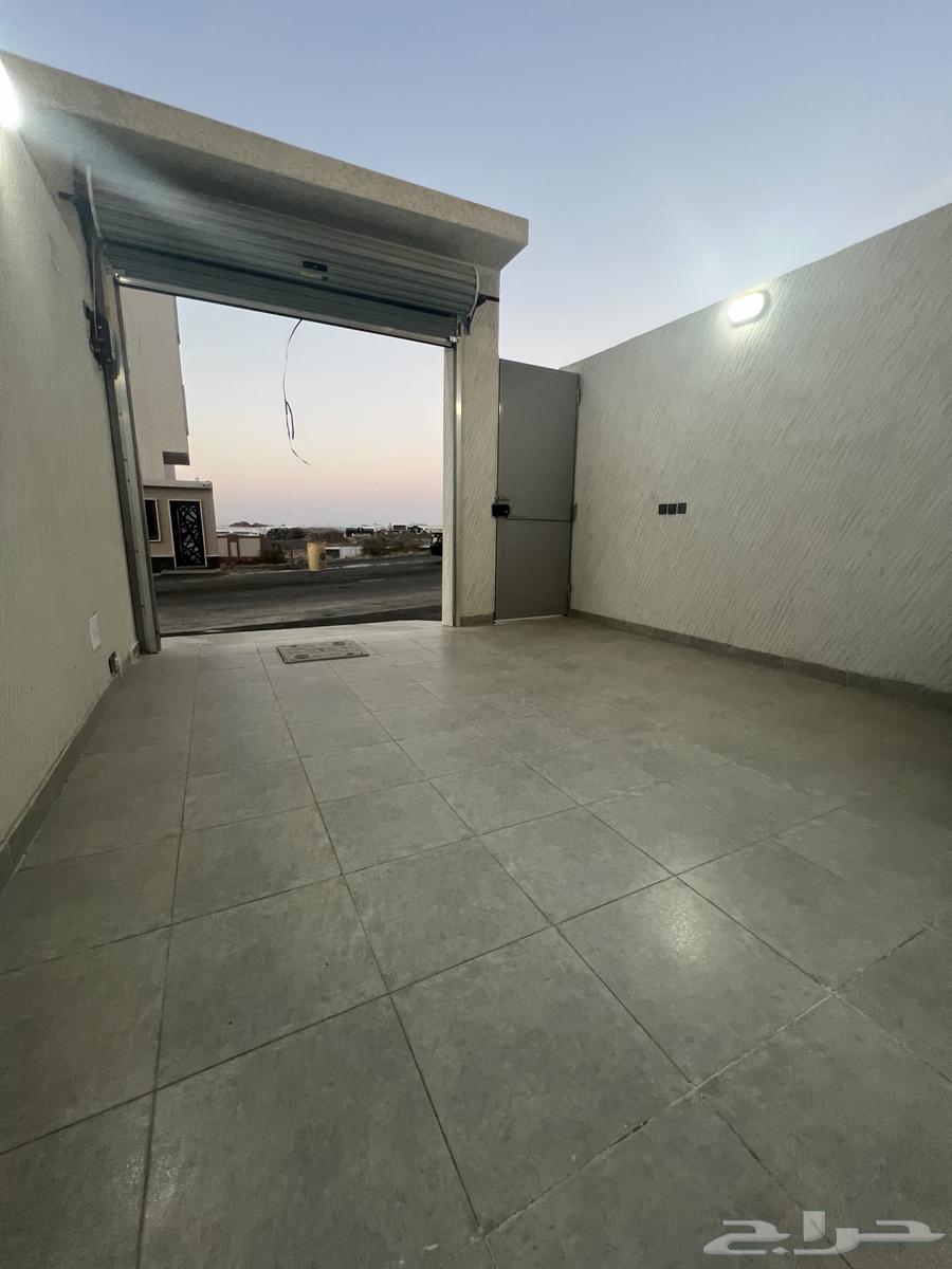 للبيع روف علوي فاخر شمال الخميس مخطط 6 بسعر حصري64240290999171112