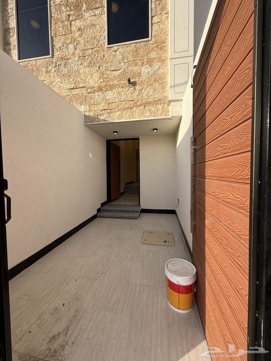 للبيع روف علوي بملحق تشطيب vip ف احد رفيده وسط الخدمات64240289657089112