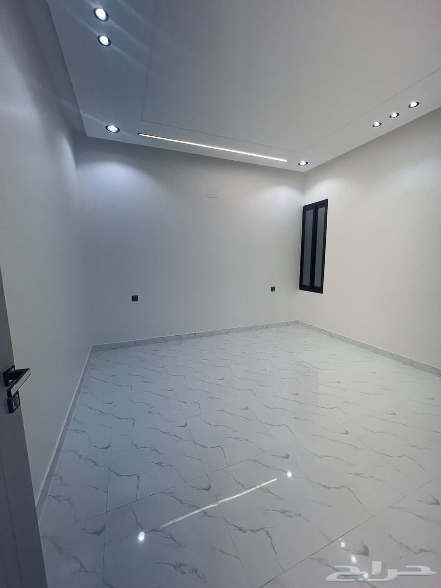 للبيع روف علوي فاخر شمال الخميس مخطط 6 بسعر حصري64240290999171114