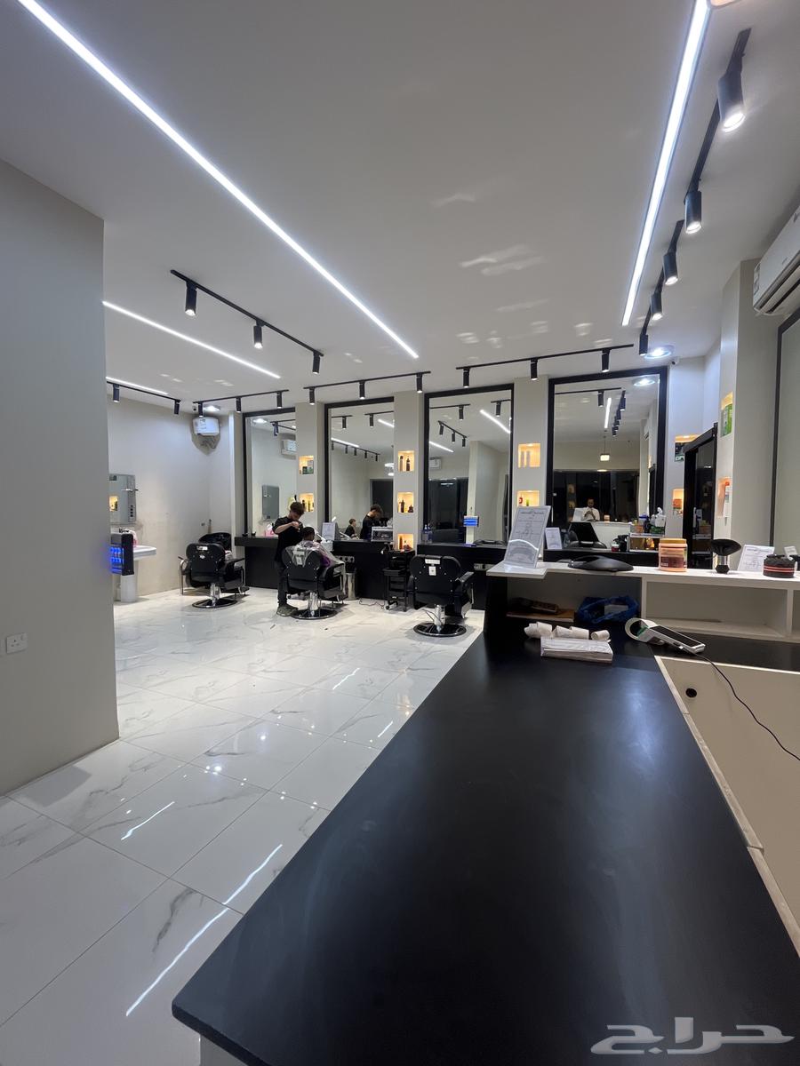 حلاق للتقبيل جديد64240451664386111