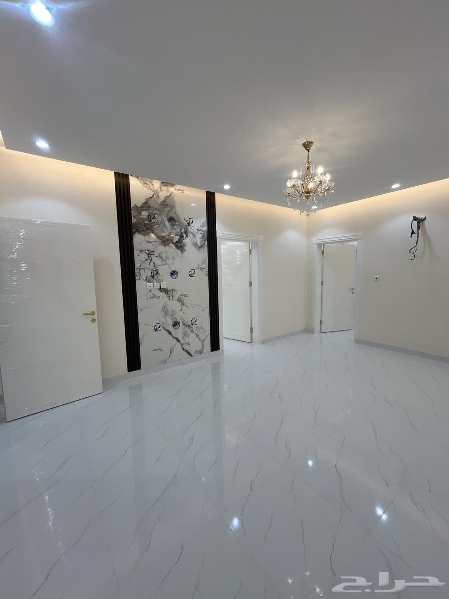 للبيع شقه الريان 45064240289914755111