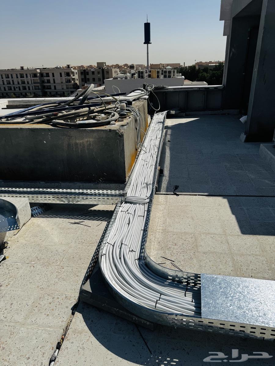 Electrical technician for installation, finishing, and maintenance64240788920195113