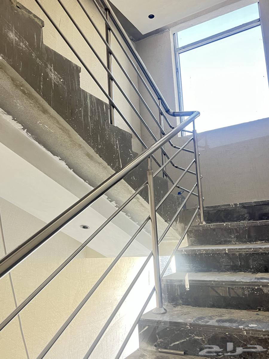 دربزين سلالم64241320713090111