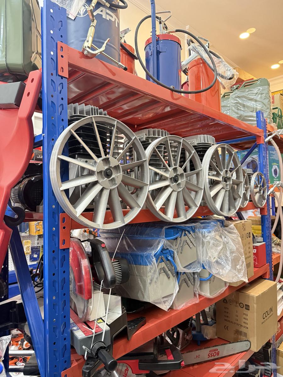 Counters and equipment64240786606466112