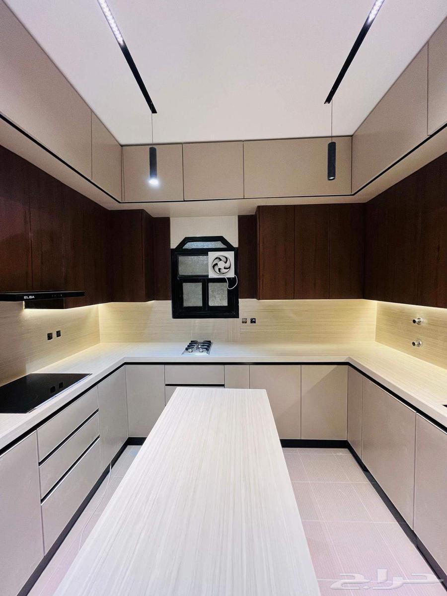 فني المنيوم64244670224515110