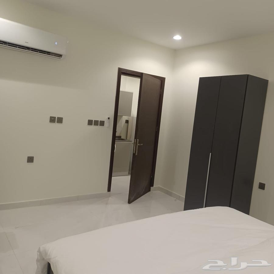 شقة عبارة عن استديو مفروشة للإيجار  الموقع الحمدانية جدة64240137633537111