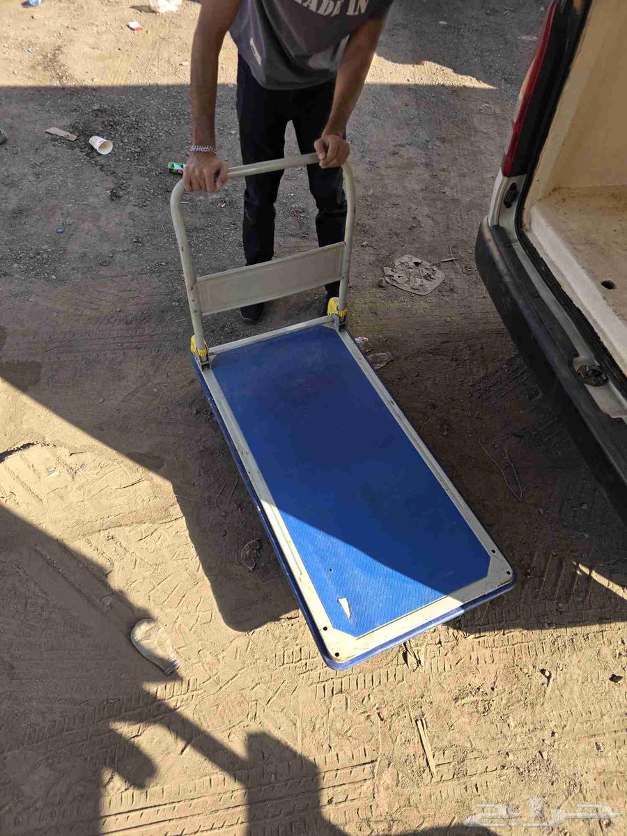 عربية نقل بضائع64240148239490112