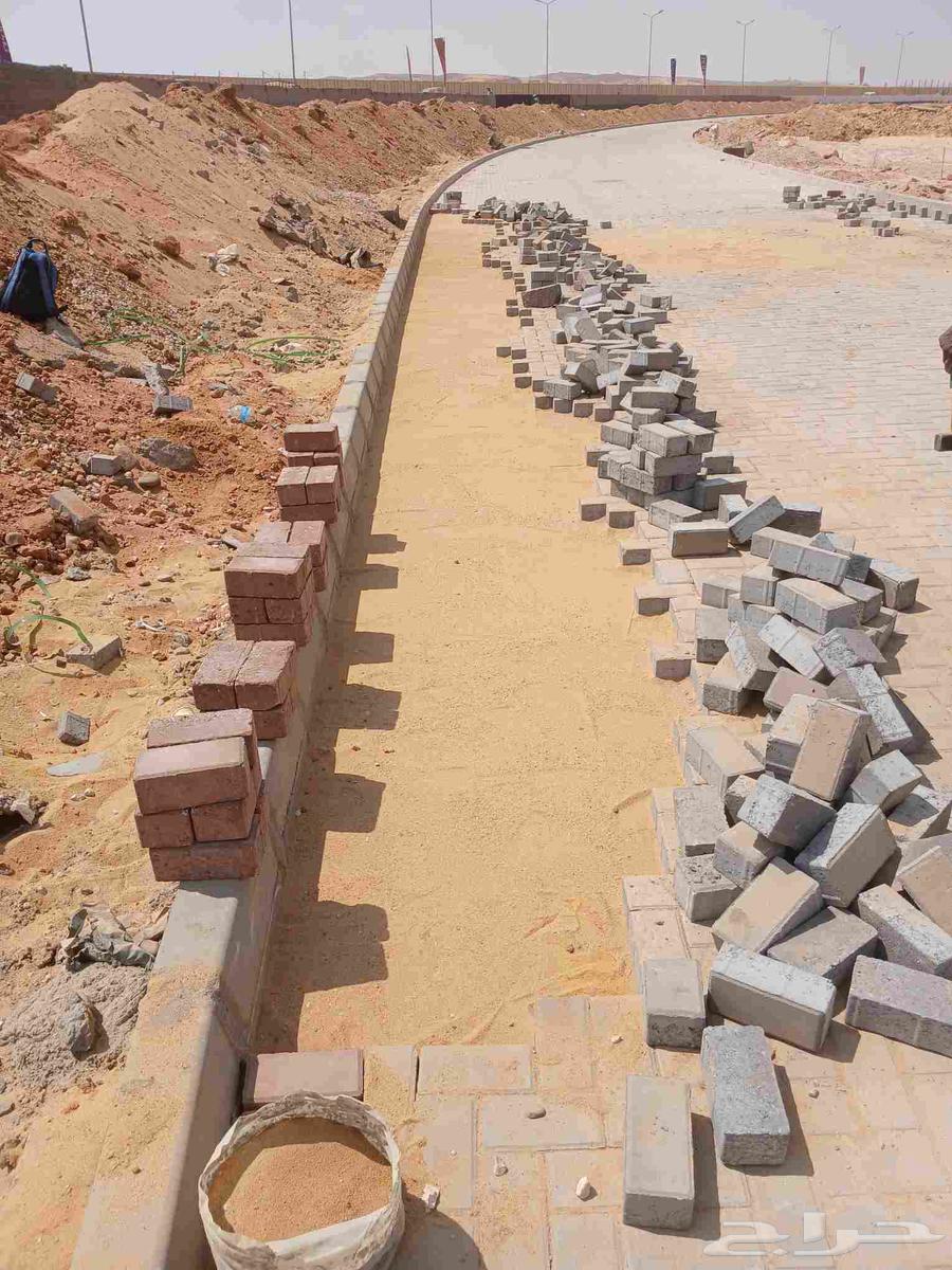 Road asphalt work, interlock work, and insulation work64241844573058111