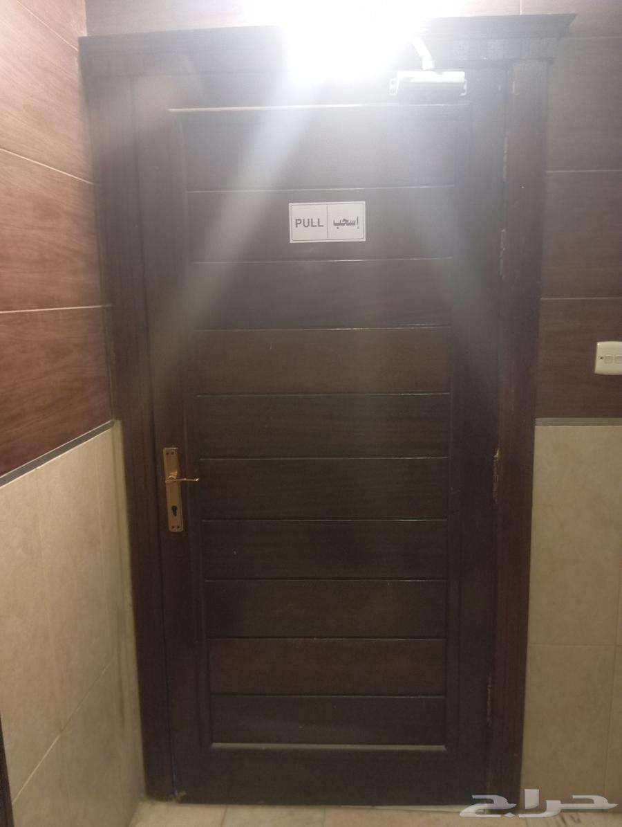 نجار صيانت وتركيب الابواب وفك وتركيب غرف النوم64241320697473113