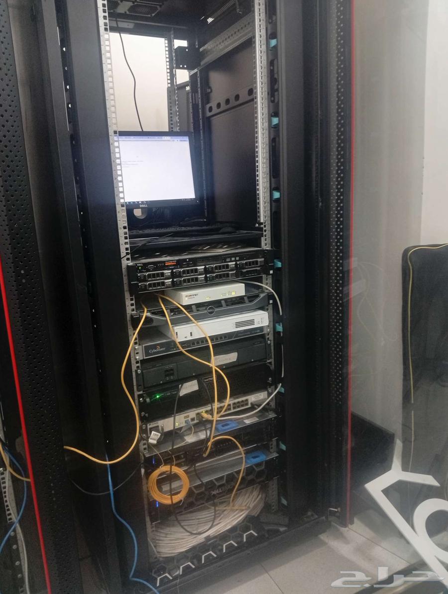 Internet and Network Technician64241651639169111