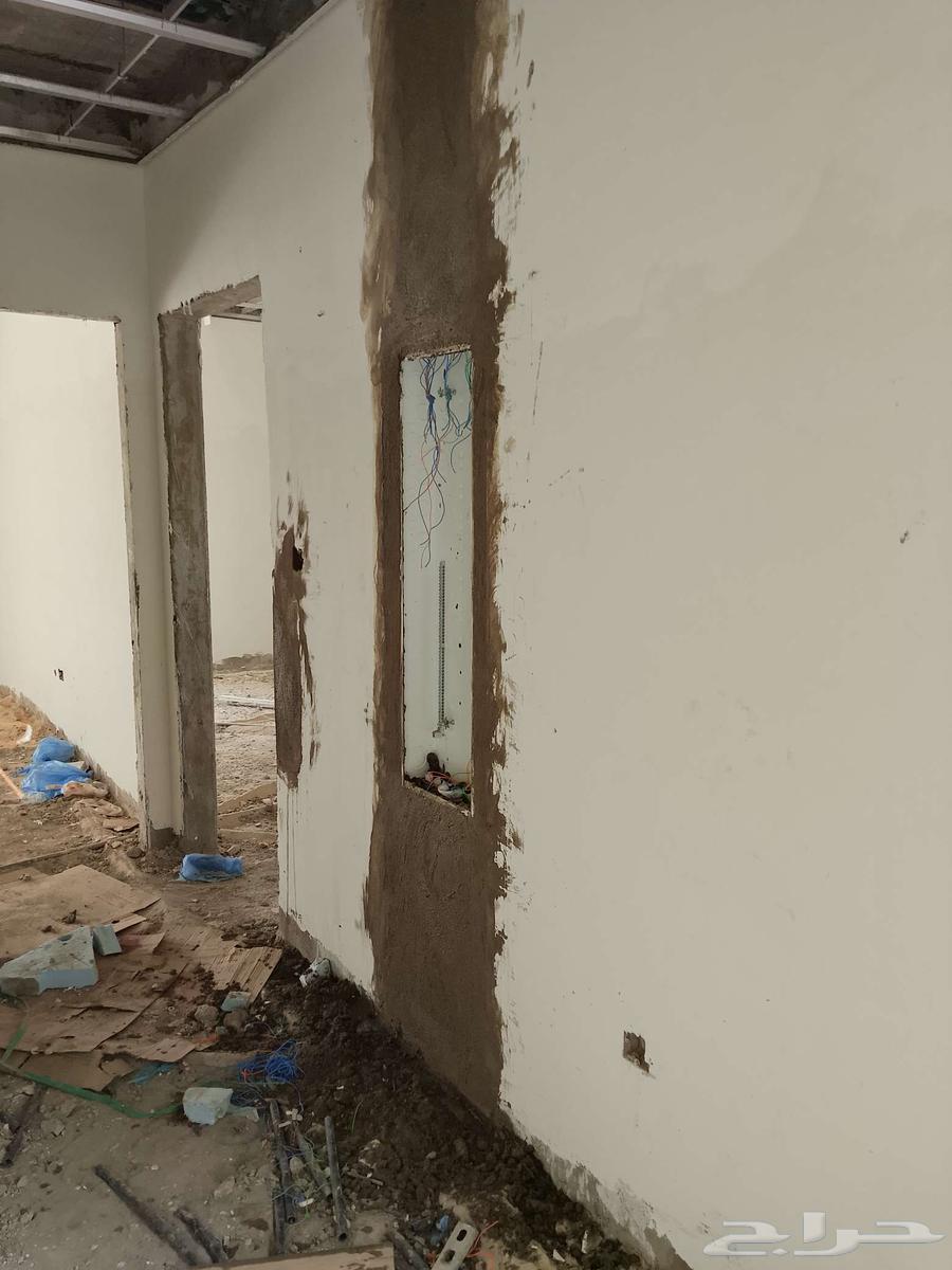 Builder master and tile layer, breaker workers, door frame master, and external elevator master64244831919491110