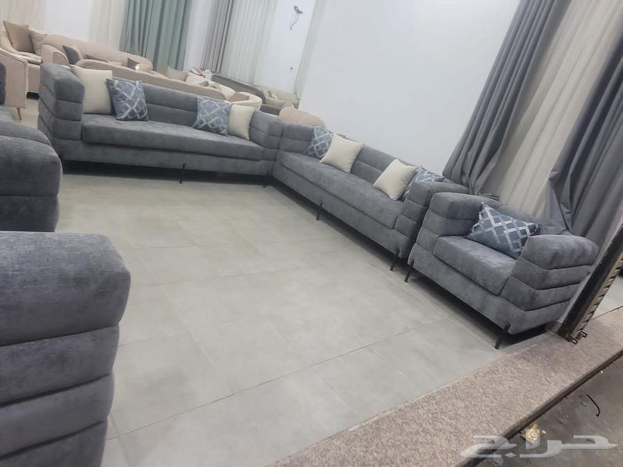 تفصيل وتنجيد حسب الطلب الزبون عندكم كنب قديم يرجع جديد64241654081411113