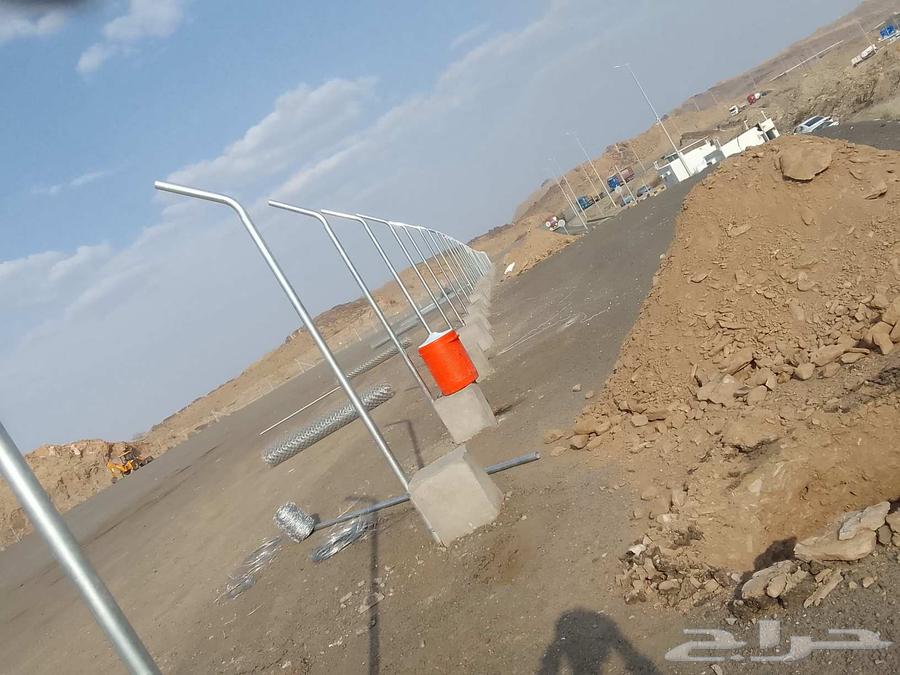 نبدا العمل بعقد موسسه معتمده شبوك سياج الامني64241651425409114