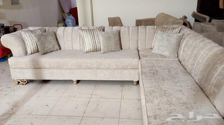 تفصيل وتنجيد حسب الطلب الزبون عندكم كنب قديم يرجع جديد64241654081411110