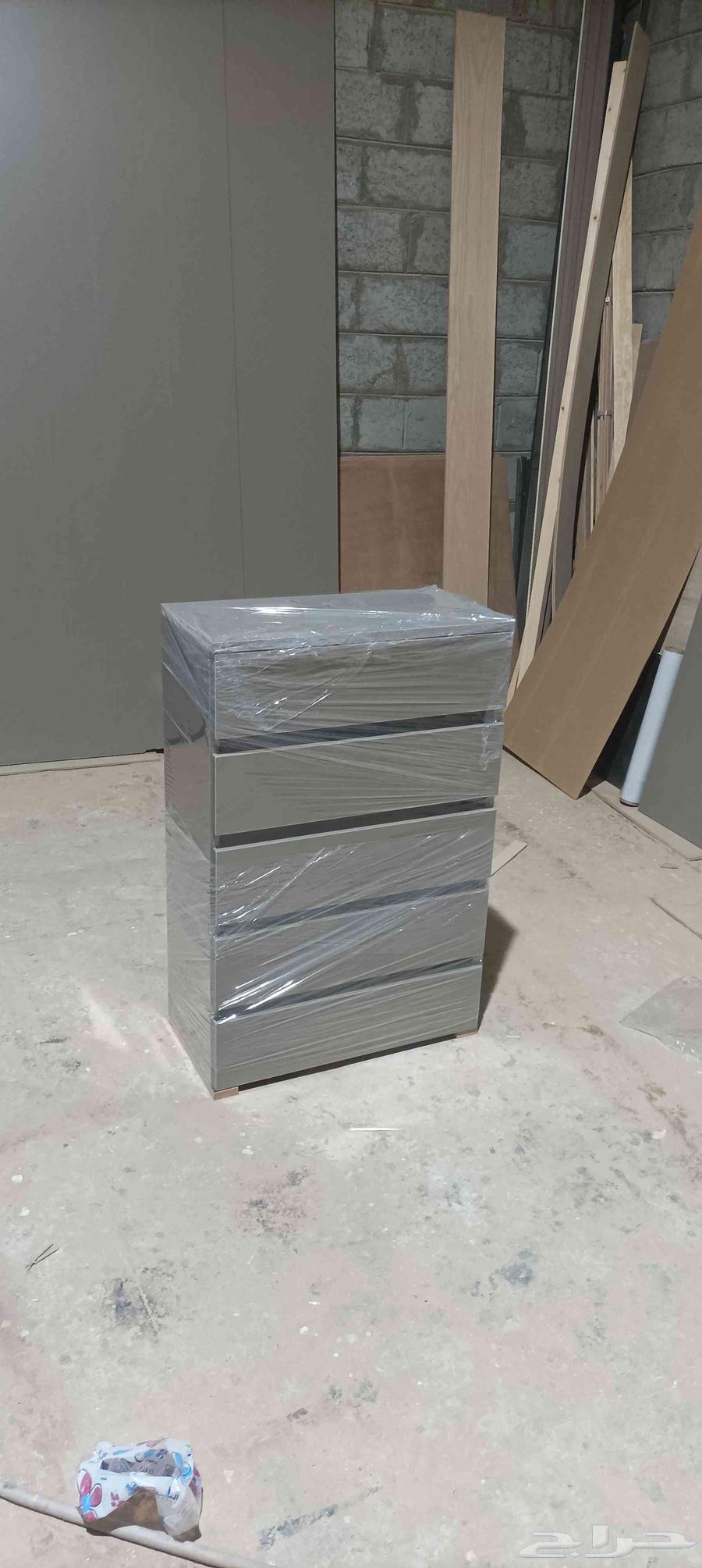 Decorative Carpenter64240147452675112