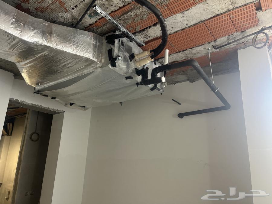 Fully internally and externally insulated duct with device installation method64240951255425113