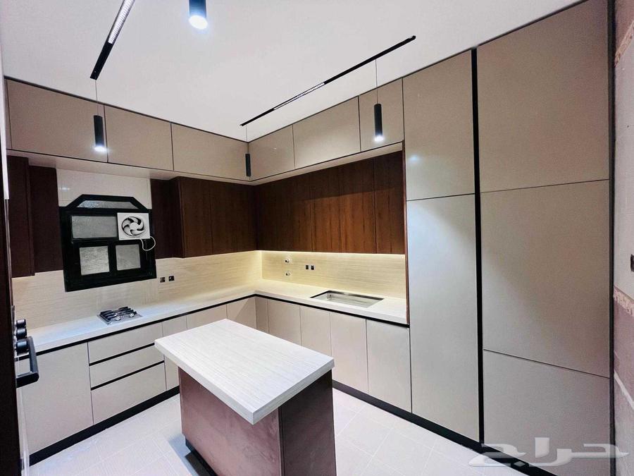 فني المنيوم64244670224515112