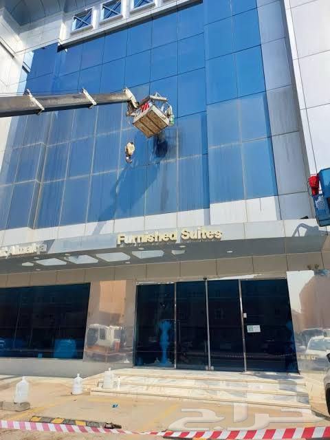 تنظيف واجهات زجاج وكلادينج حجر بالرياض محلات فنادق فلل64240147869697114
