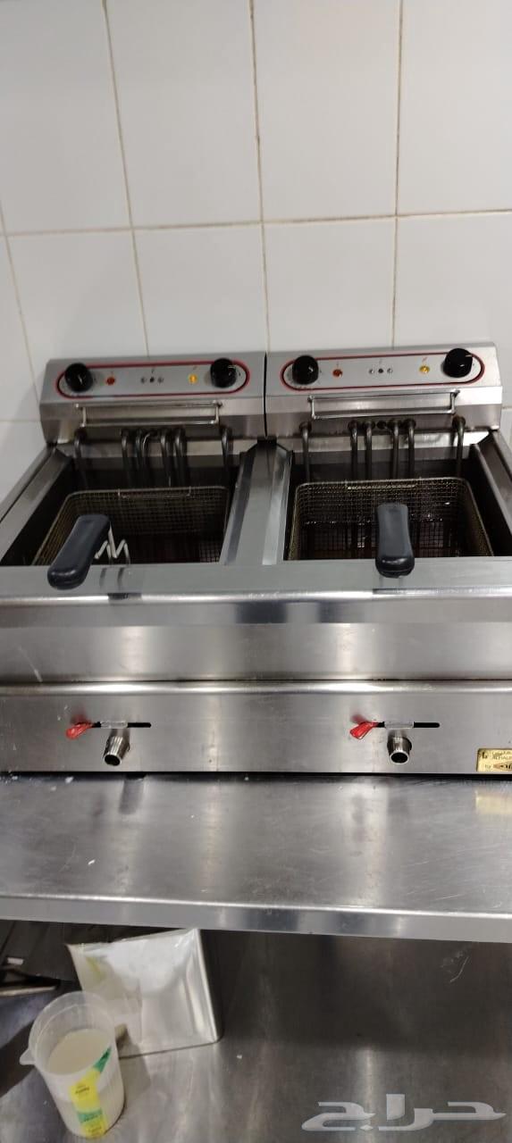 أغراض مطعم للبيع قلاية إيطالي ضمان الهليس ثلاجه وقف كبير جد64240451579523110