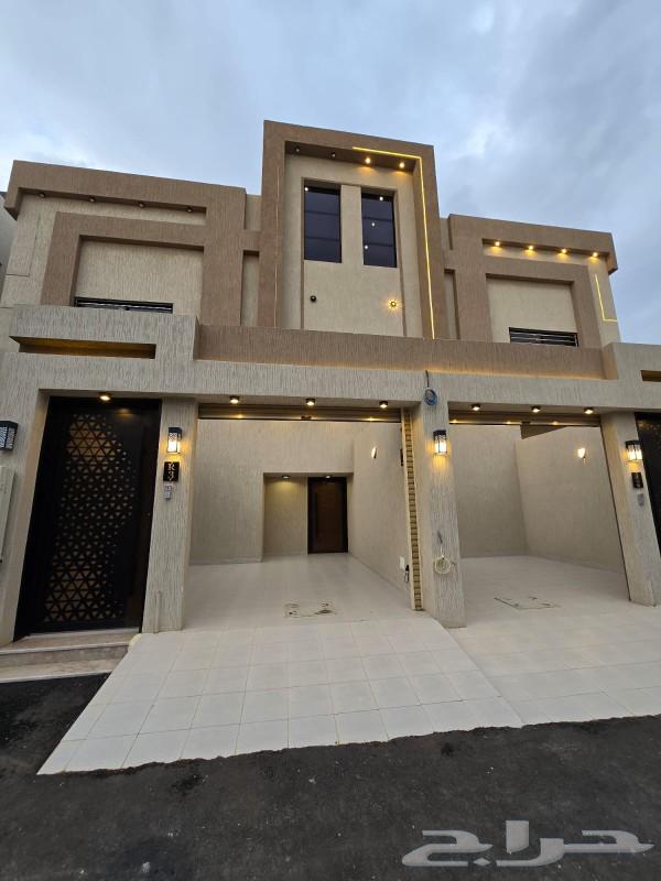 للبيع روف علوي مع ملحق مدخل سياره تشطيب راقي بالمحاله 700الف64240137450882111