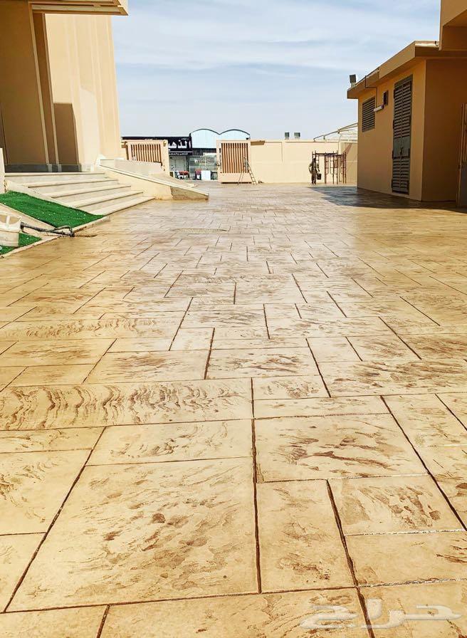 معلم الخرسانة المطبوعة الملونه صبة ديكور الختام صبة مروحة صب64240624574339114