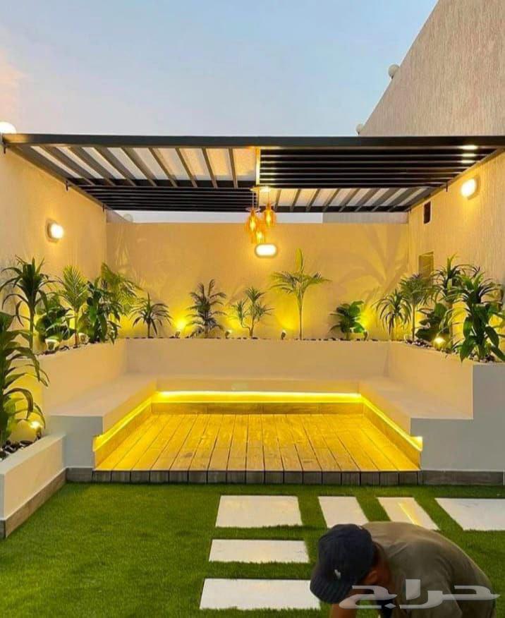 Winter seating pavilions, shaded seating areas with pergolas64241487283585110